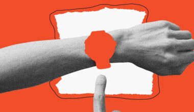 I Ditched My Smartwatch for a Month — and Felt My Brain Reset