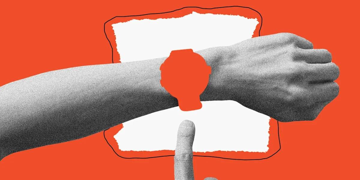 I Ditched My Smartwatch for a Month — and Felt My Brain Reset