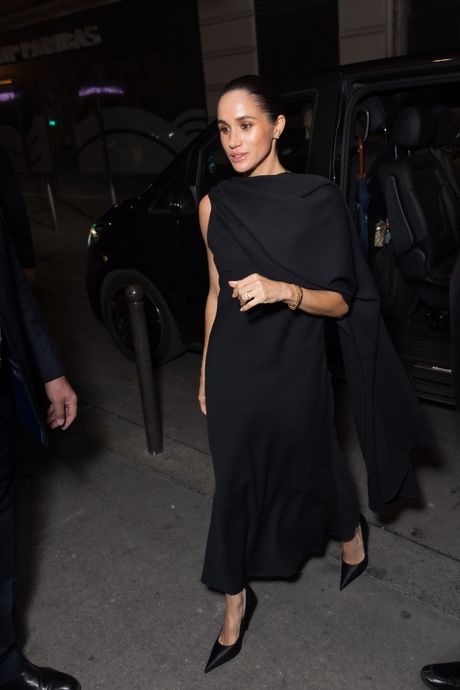 Balenciaga: Outside Arrivals - Paris Fashion Week - Womenswear Spring/Summer 2026