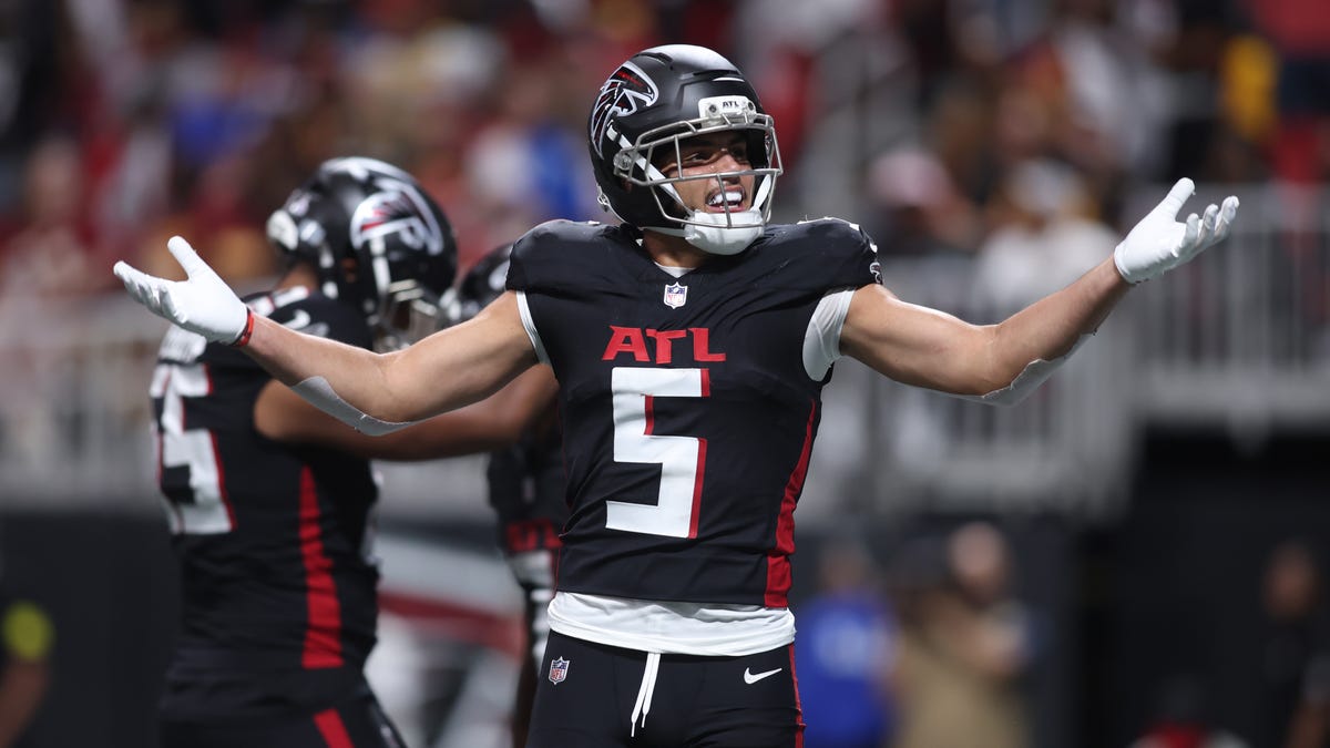 Is Drake London playing in Week 8?
