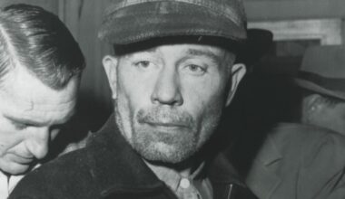 Netflix's 'Monster' works too hard to humanize Ed Gein