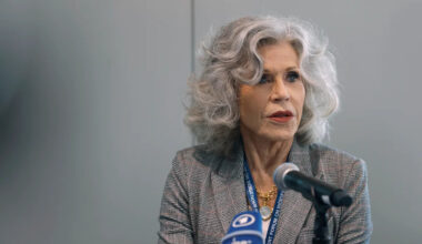 Jane Fonda Relaunches McCarthy-Era Committee For The First Amendment With Support Of 550 Celebrities Including Barbra Streisand, Pedro Pascal, Ben Stiller & Billy Crystal