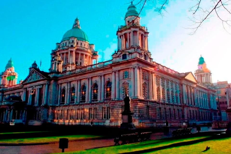 Councillors at Belfast City Hall have voted to introduce the new Irish language policy