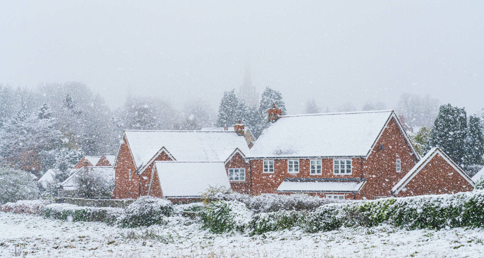 Scottish and Yorkshire homeowners most affected by winter power cuts, eXp UK finds - The Intermediary