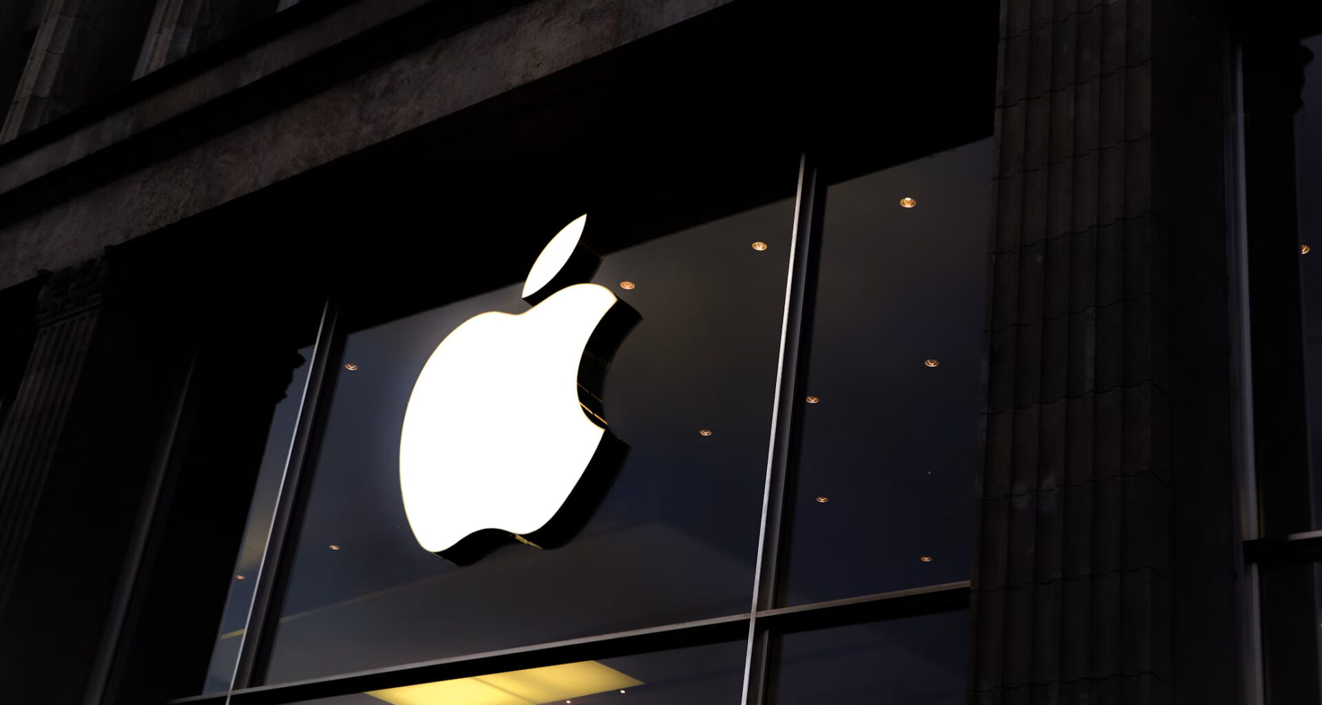 Apple’s Siri Faces Criminal Probe In France