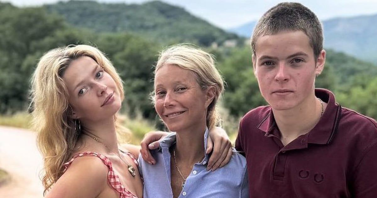 Mega-Star Nepo Baby’s Stage Debut Roasted as a Joke