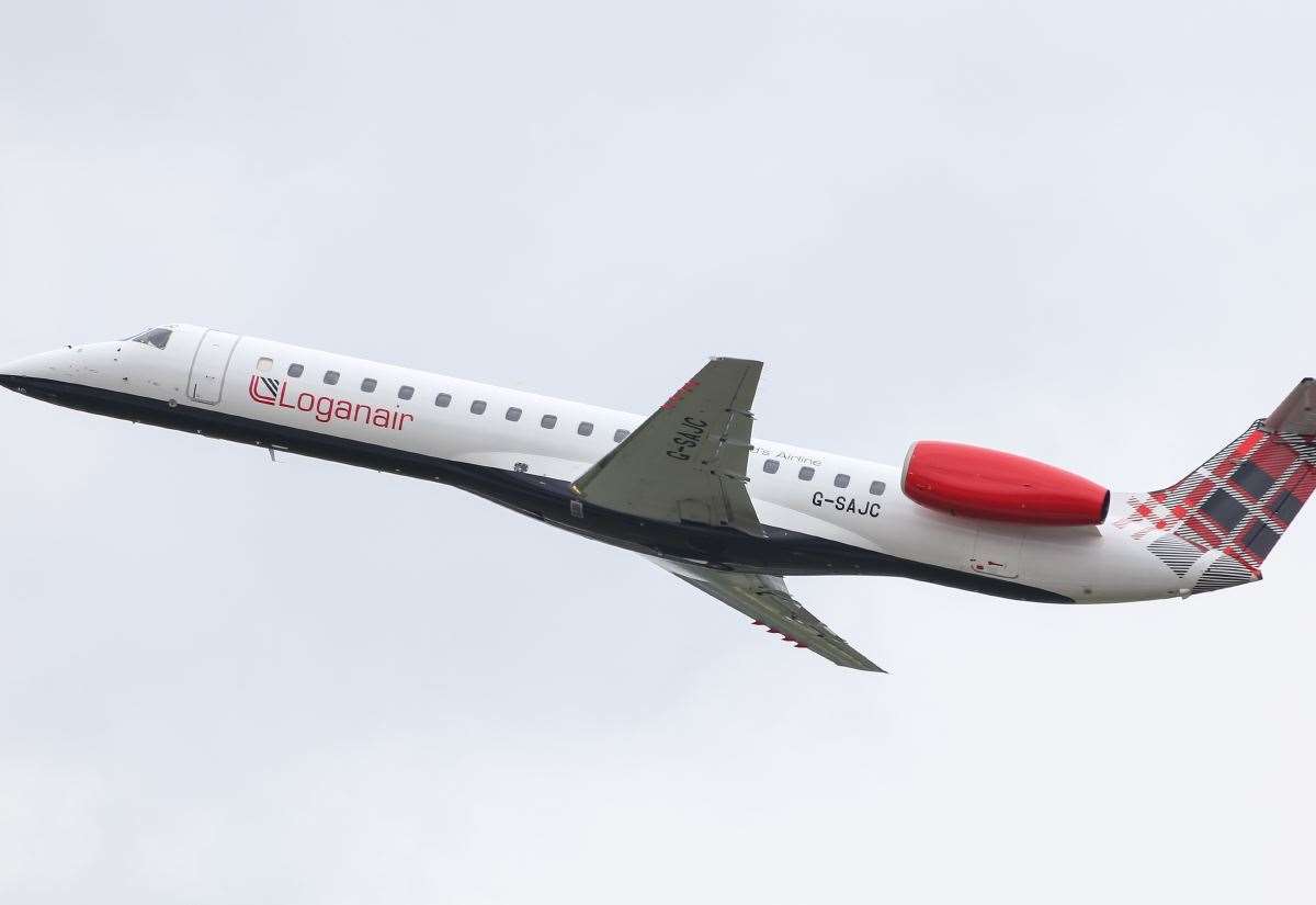 Shetland visitor criticised Loganair over £581 Glasgow to Sumburgh flight