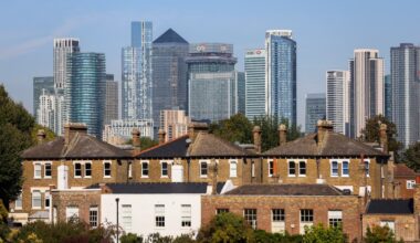 London property prices flatline amid fears over Budget raid on sales in the capital