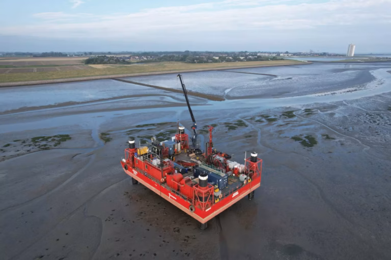 Fugro completes surveys for TenneT's 2 GW grid connection projects in Germany