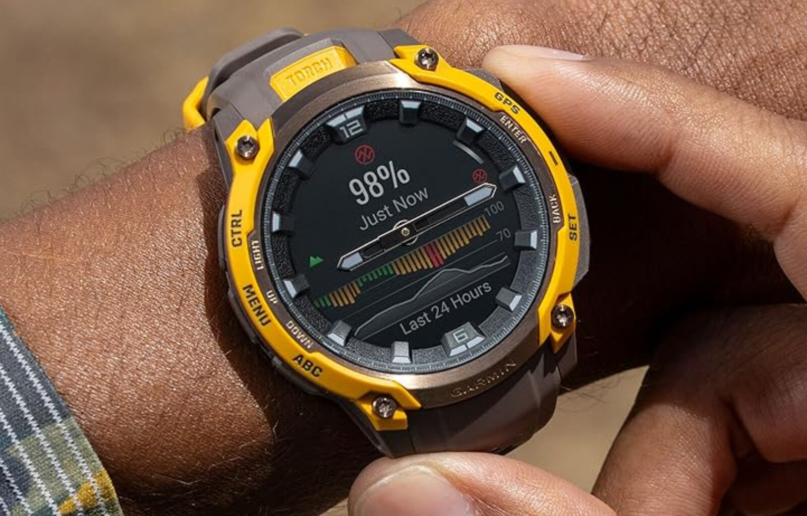 Garmin issues new update for older mid-range smartwatches after Instinct Crossover AMOLED releases