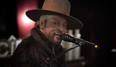 D’Angelo, Groundbreaking R&B Artist, Dies at 51 - Pitchfork