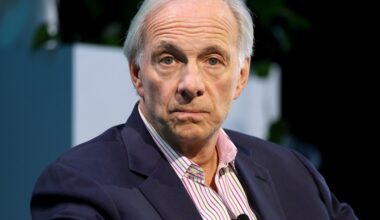 Bridgewater founder Ray Dalio warns U.S. is headed for civil war