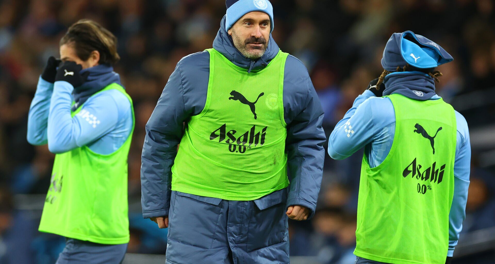 Kalvin Phillips and Adam Forshaw react as Leeds United academy graduate confirms retirement