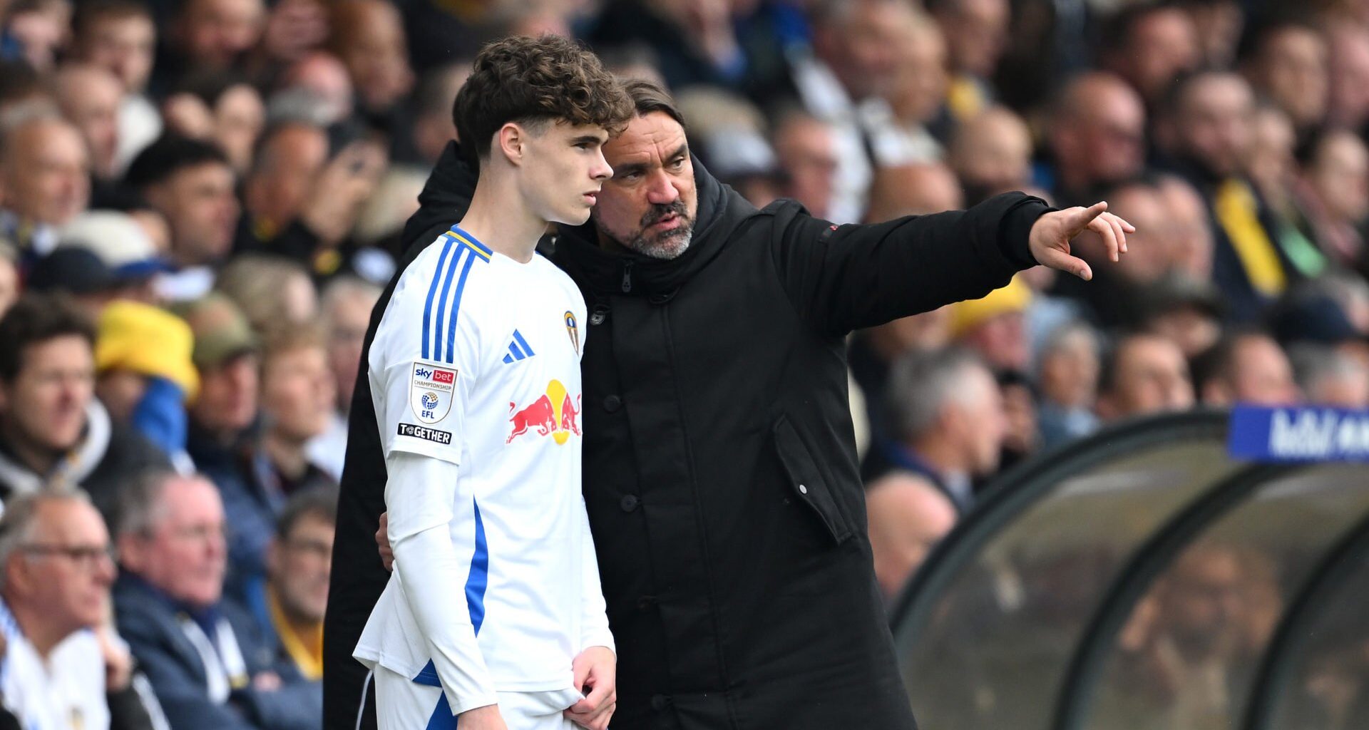 Graham Smyth shares more good news about Harry Gray after signing his new Leeds United contract