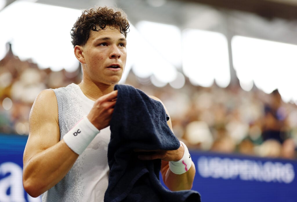 Ben Shelton reacts during his defeat to Adrian Mannarino at the 2025 US Open