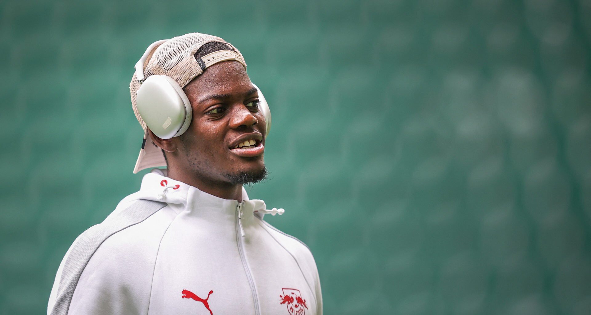 Chelsea rival Real Madrid and Liverpool for £52m defender signing