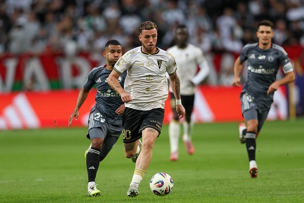 Sam Greenwood in action for Pogon Szczecin