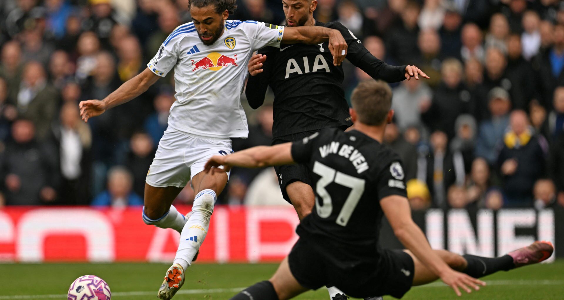 Tony Dorigo names the 'harsh lesson' that Leeds United learned during the Tottenham defeat