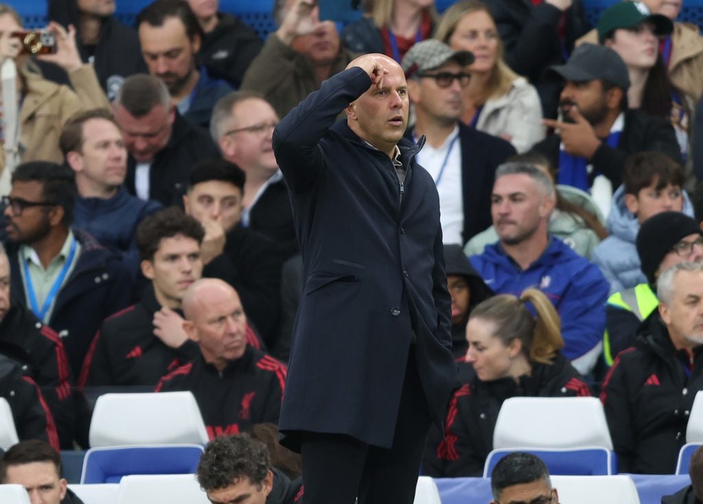 Arne Slot reacts during Liverpool's Premier League match against Chelsea at Stamford Bridge