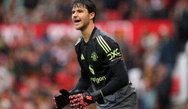 Thibaut Courtois reacts to Senne Lammens keeping clean sheet on his Manchester United debut