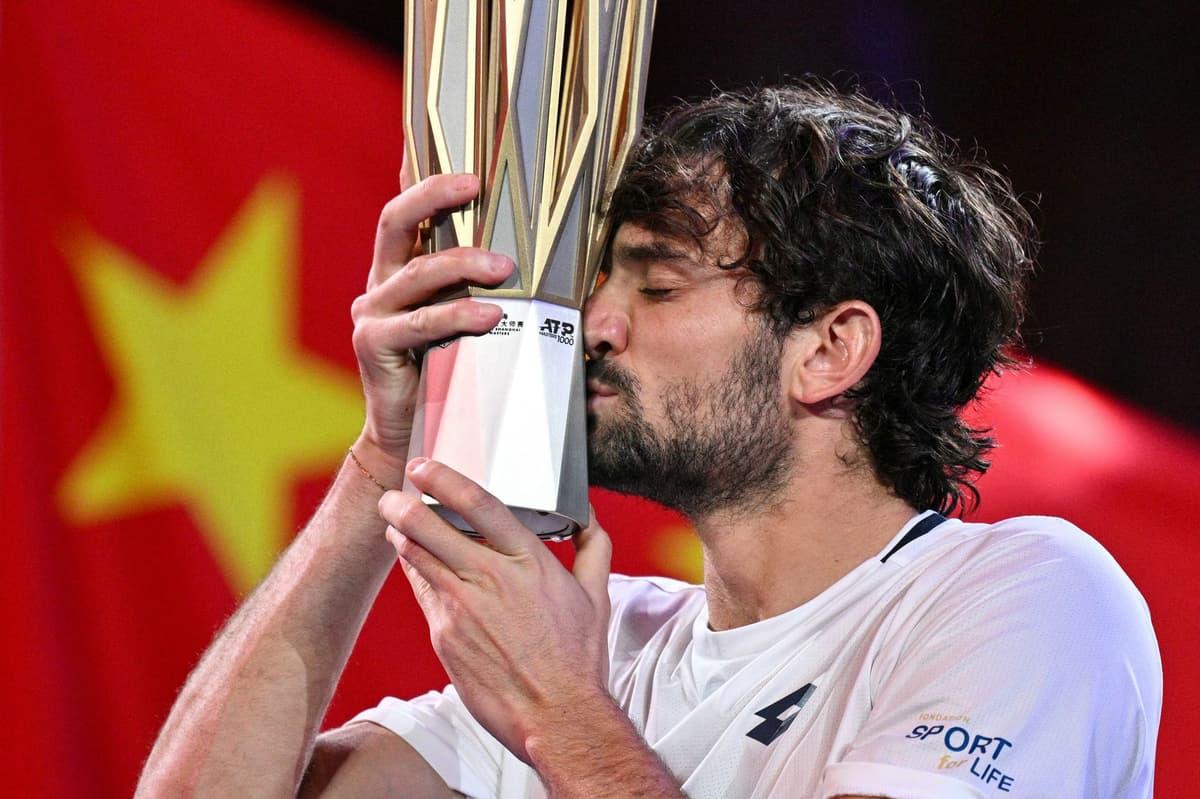Djokovic conqueror Vacherot defeats cousin to win Shanghai Masters - London Evening Standard