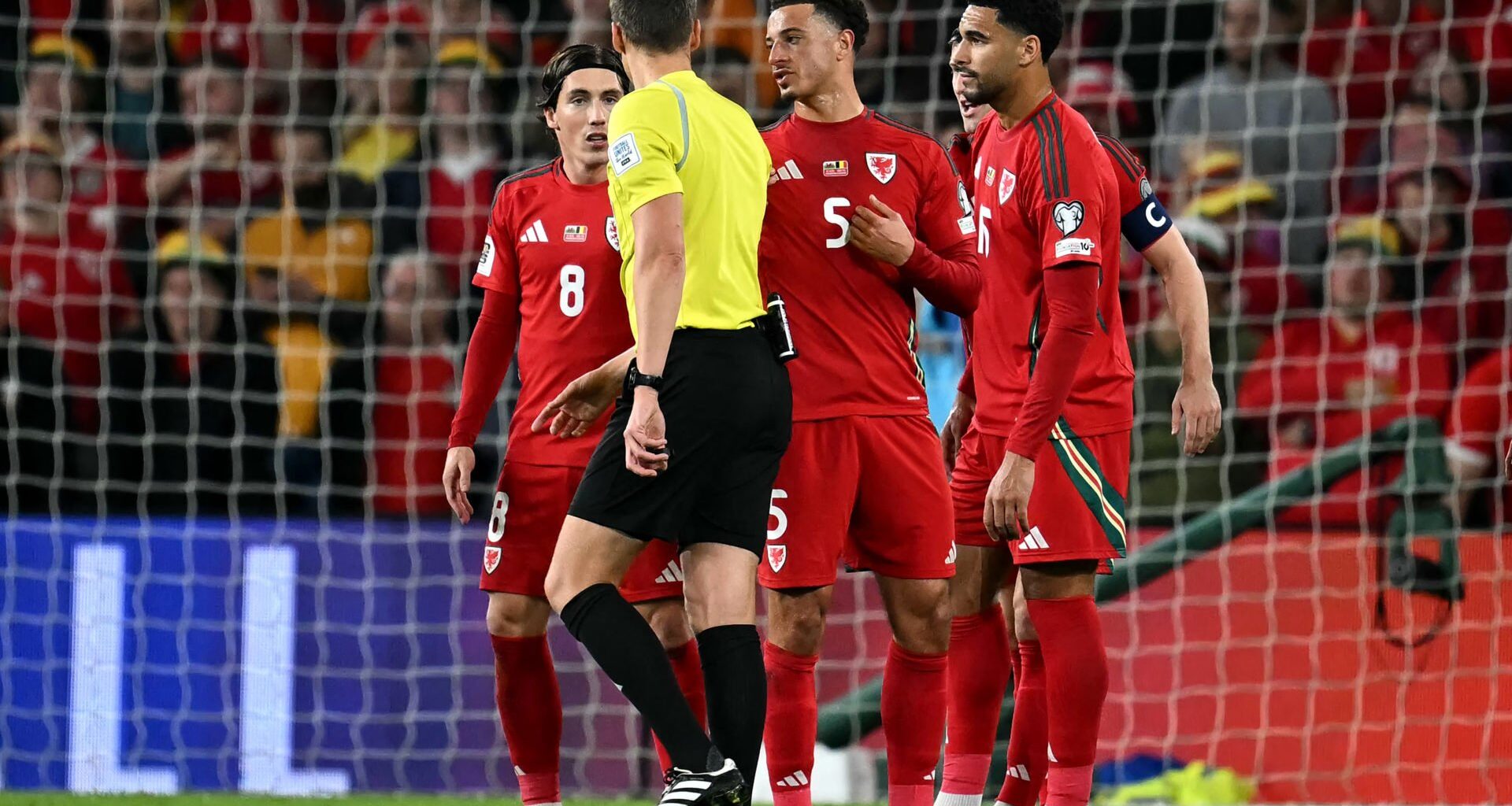 Wales fans are all saying the same thing as Leeds United's Ethan Ampadu involved in penalty controversy