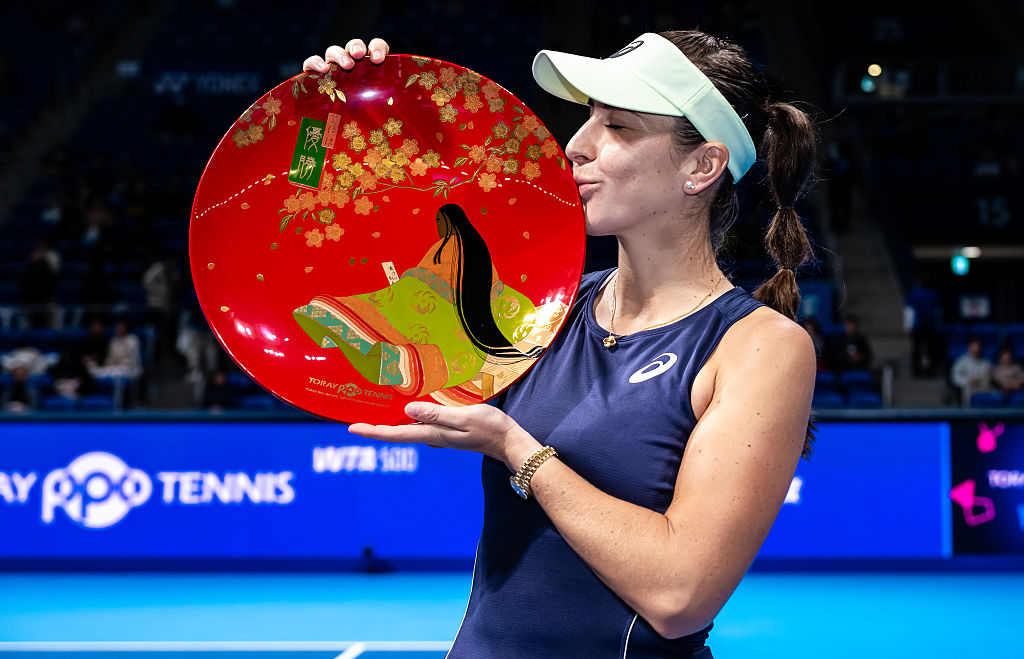 Bencic’s experience on full display as she wins 10th career title