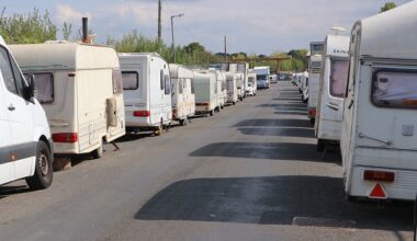 Caravans in Goodneston Road, Fishponds, August 2025.