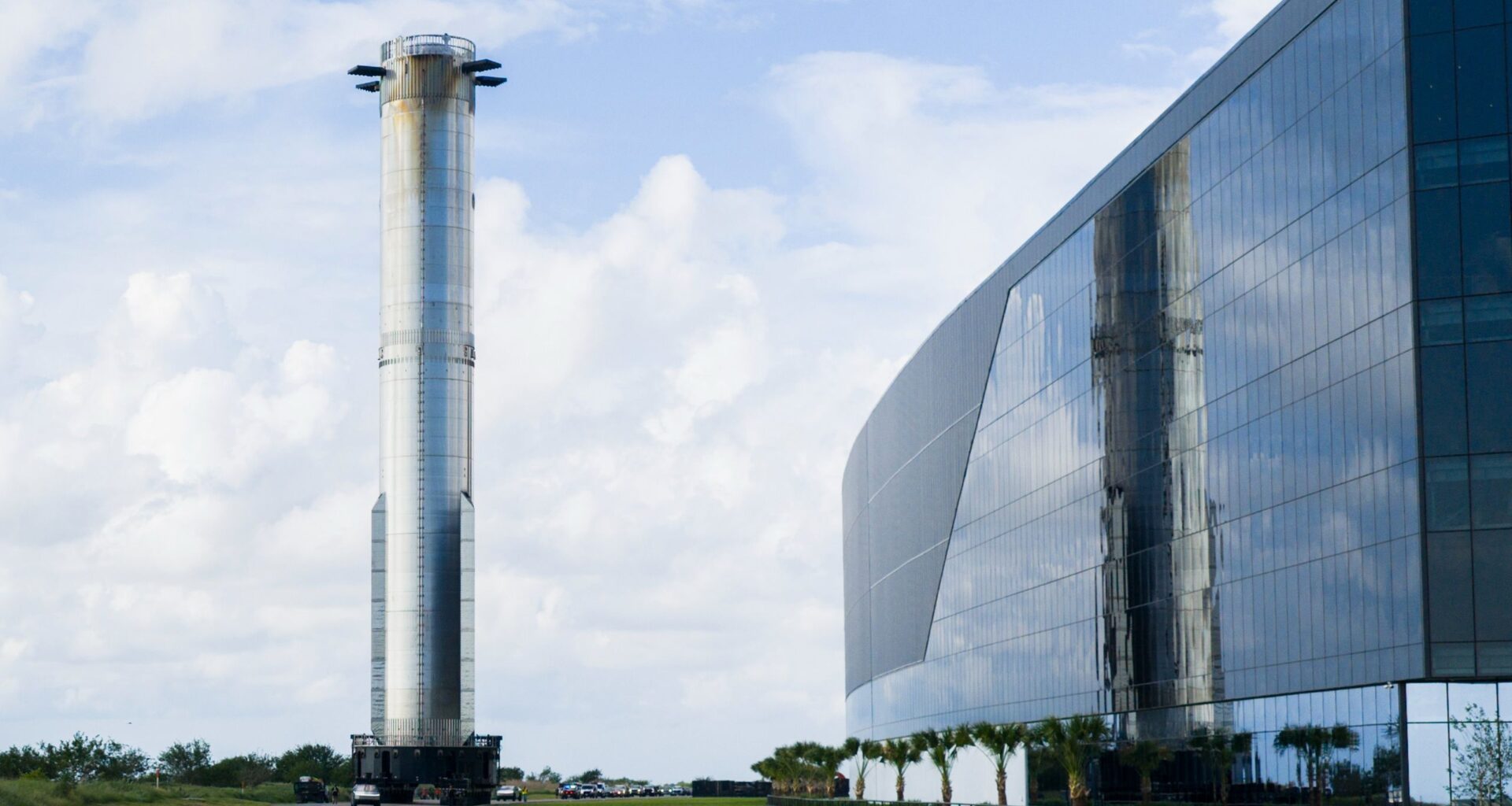 SpaceX moves giant Super Heavy booster to pad ahead of Starship Flight 11 launch (photos)