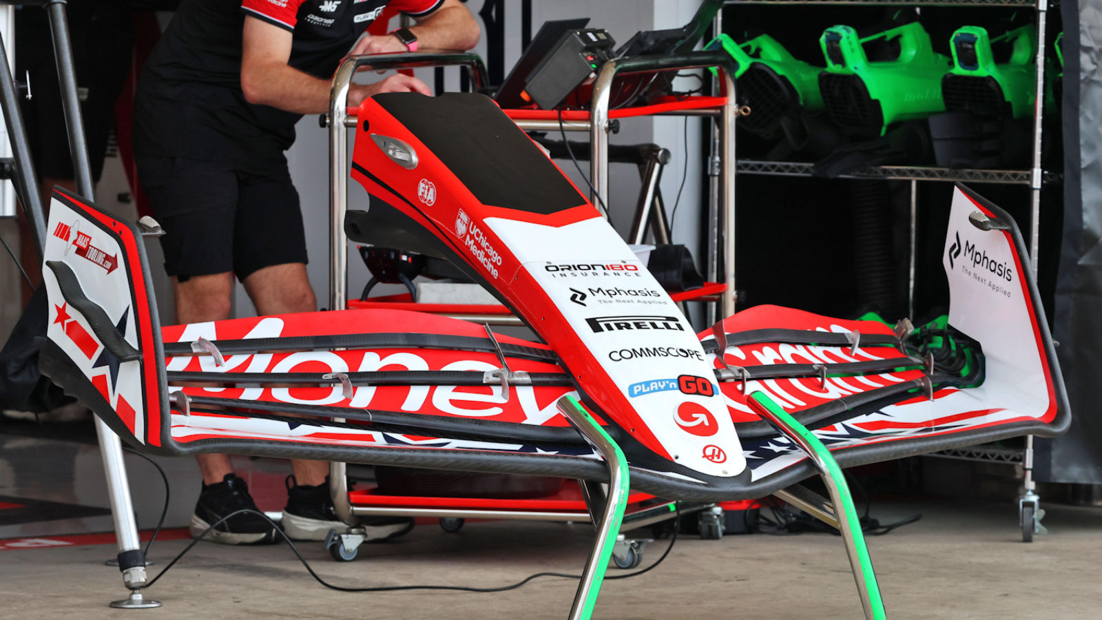 Haas VF-25 front wing