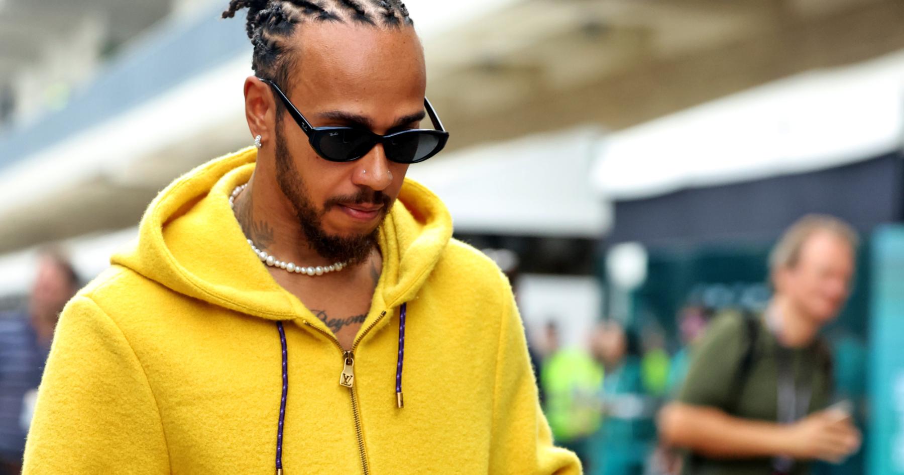 Lewis Hamilton issues stern response to sensational Christian Horner rumour