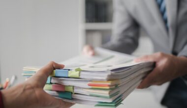 DOL’s First Batch of Trump 2.0 Opinion Letters Address Tip Pools, Emergency Pay + Joint Employment