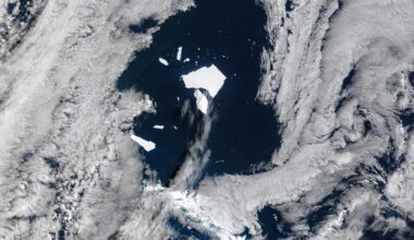NASA Captures Stunning Images of a Titanic Iceberg’s Collapse