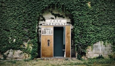 As the photo booth turns 100, London rediscovers its analogue thrills