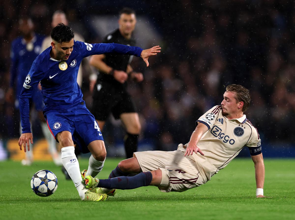 Ajax boss says 'unlucky' red card changed the game in Chelsea loss - London Evening Standard