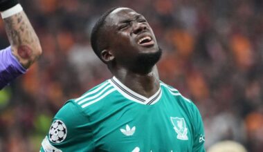 Slot baffled by Liverpool as scapegoat emerges in infuriating Alexander-Arnold repeat
