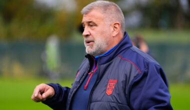 Rugby league fans disagree over Shaun Wane's biggest Ashes selection call