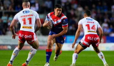 Wakefield Trinity hand monster five-year deal to star man