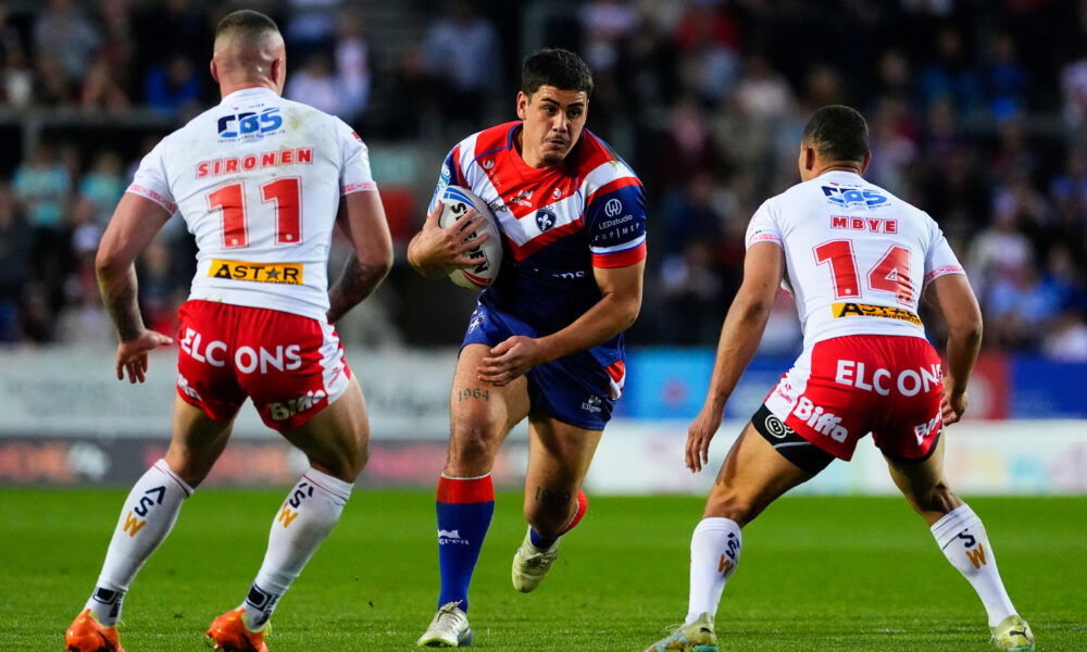 Wakefield Trinity hand monster five-year deal to star man