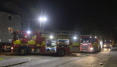 Fire breaks out at block of flats in Parkgrove