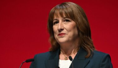 Rachel Reeves 'must shut down' pension lump-sum tax rumours