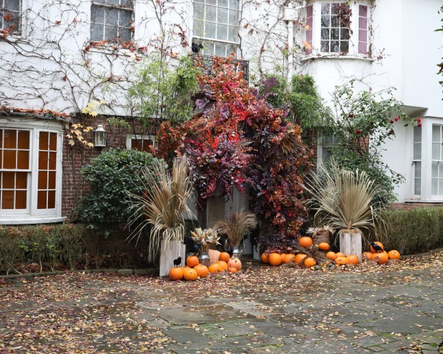 LONDON, ENGLAND - OCTOBER 30: Jonathan Ross's house decorated for Halloween, but less so than in past years on October 30, 2020 in London, England. (Photo by Neil Mockford/Getty Images)