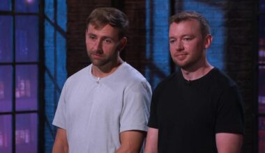 Schoolfriends told 'they'd be bankrupt' bag £165,000 Dragons' Den investment