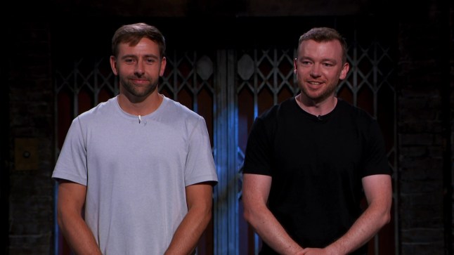 Schoolfriends who were 'told they'd be bankrupt by 30' bag ?165,000 Dragons' Den investment