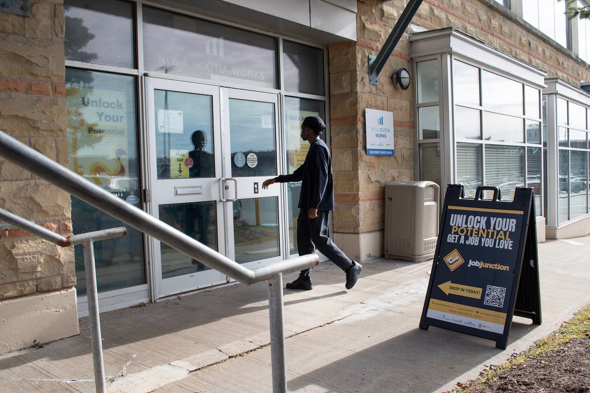 How to save the young and the jobless of Canada