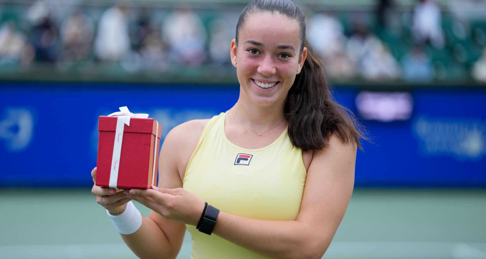 Paolini and Rybakina climb while Valentova continues her rise