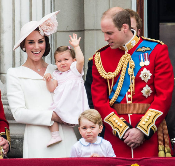 PRINCE WILLIAM, KATE MIDDELTON AND TWO KIDS PRINCE WILLIAM, KATE MIDDELTON AND TWO KIDS