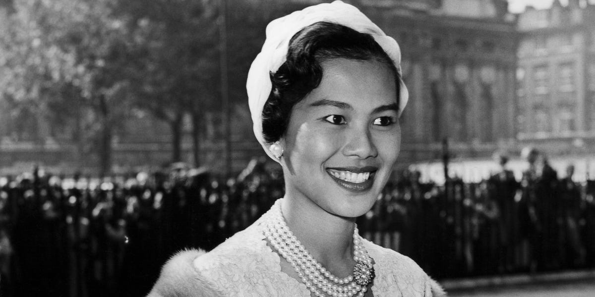 Queen Sirikit of Thailand, Long-Serving Queen Consort, Dies at 93