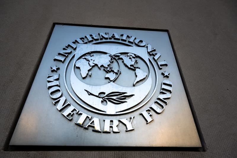 IMF expects German growth to hit 0.9% in 2026, below Berlin forecast