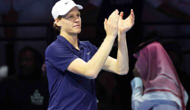 Jannik Sinner dominates Carlos Alcaraz to claim Six Kings crown in straight sets